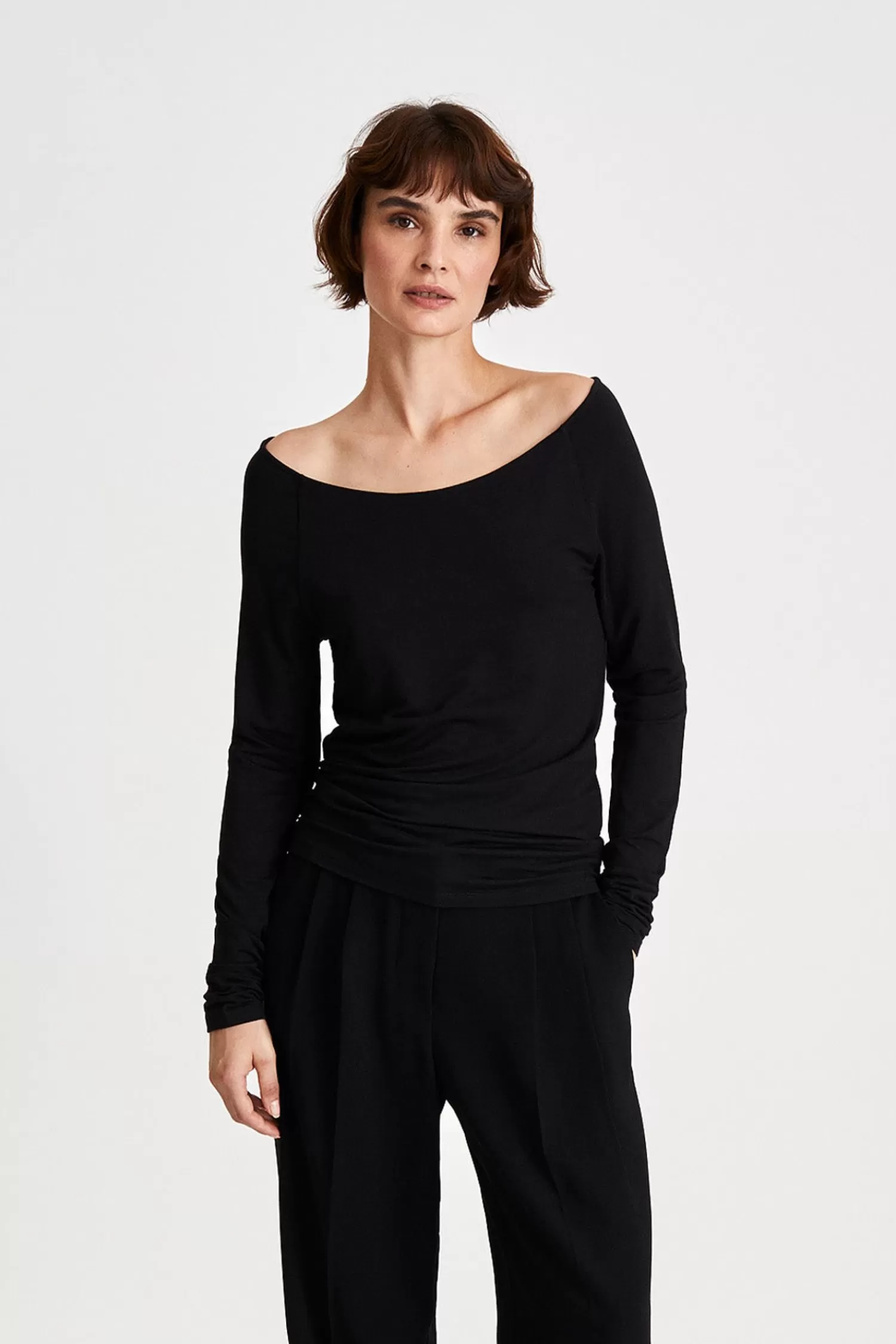 Stylein Celina Shoulder Edge Top